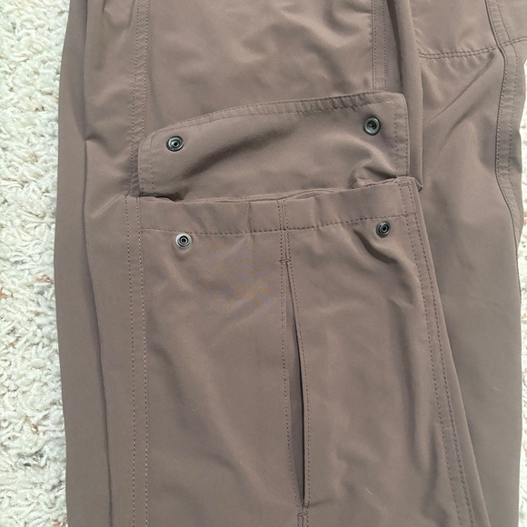 Athleta Chelsea Utility Jogger Size 6 - Picture 3 of 10